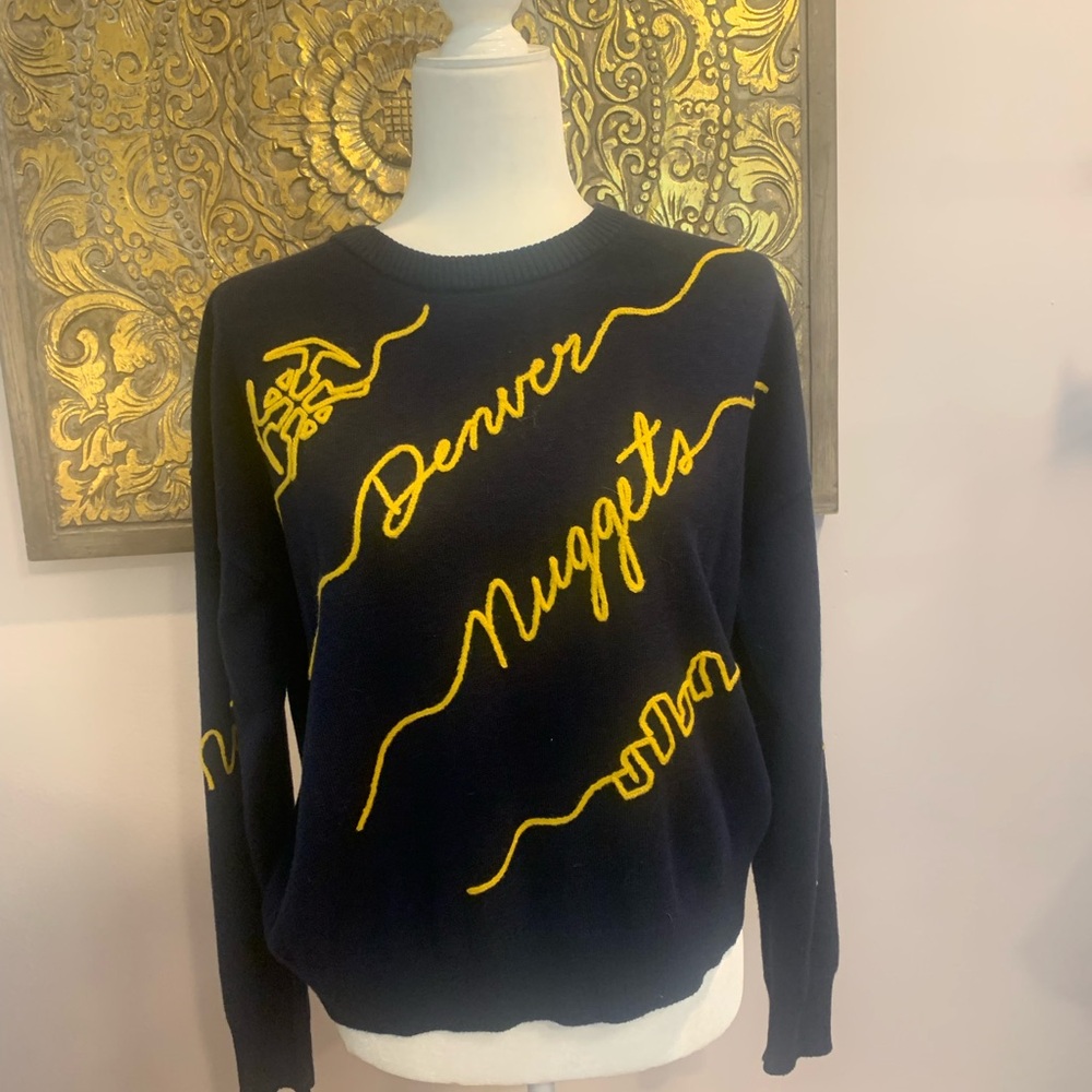 KadyLuxe Rare Denver Nuggets navy blue and Yellow Sweater SZ Large - Picture 1 of 3